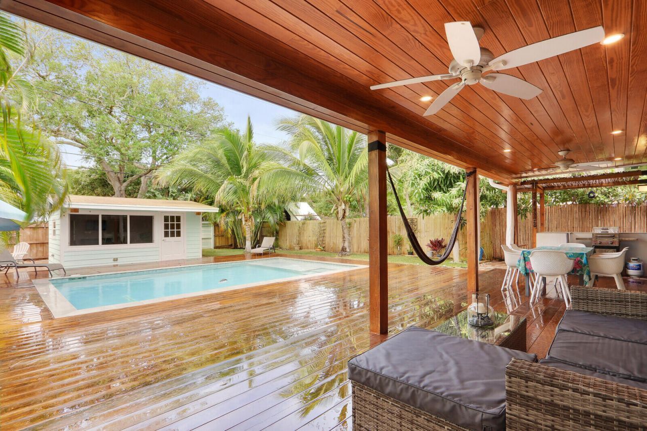 721 N Lakeside Drive, Lake Worth Beach, FL 33460 Photo
