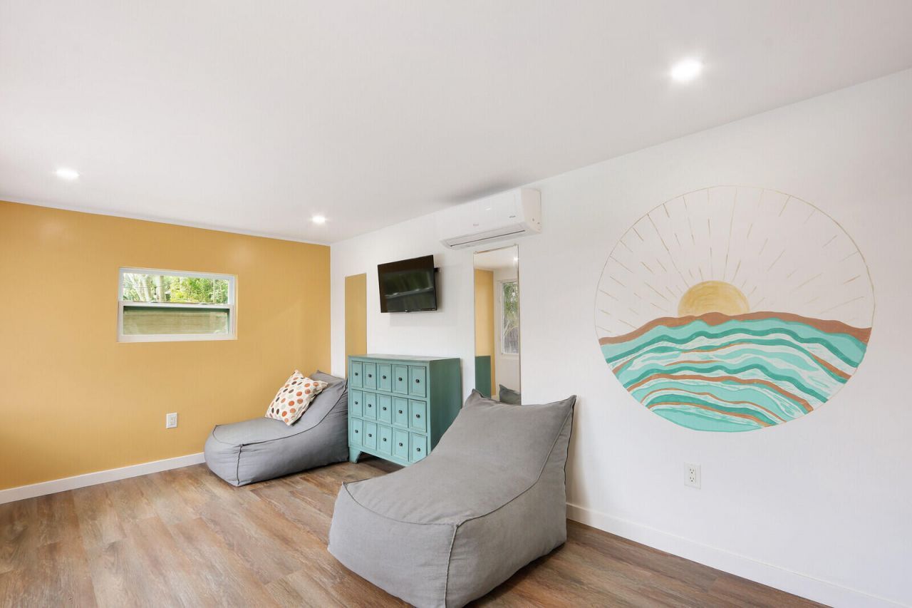 721 N Lakeside Drive, Lake Worth Beach, FL 33460 Photo