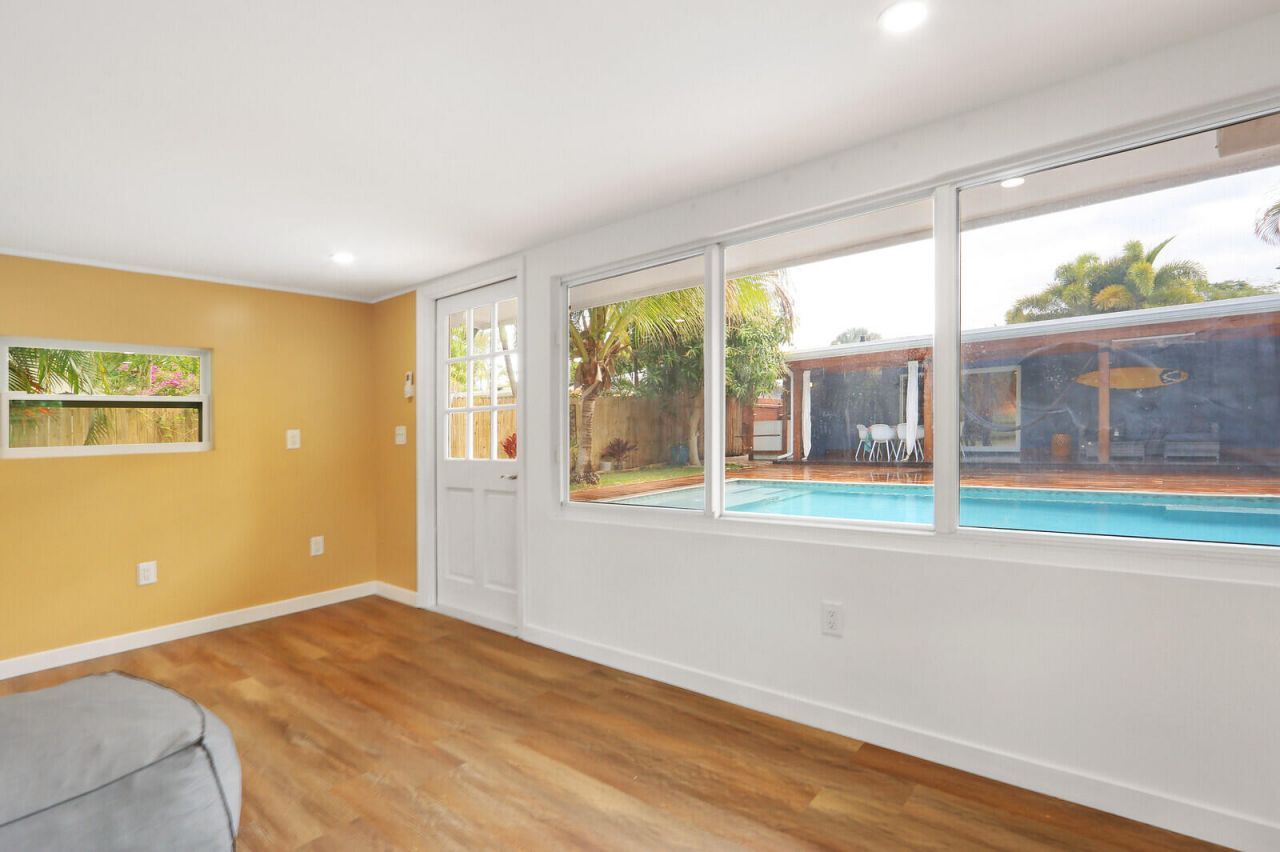 721 N Lakeside Drive, Lake Worth Beach, FL 33460 Photo