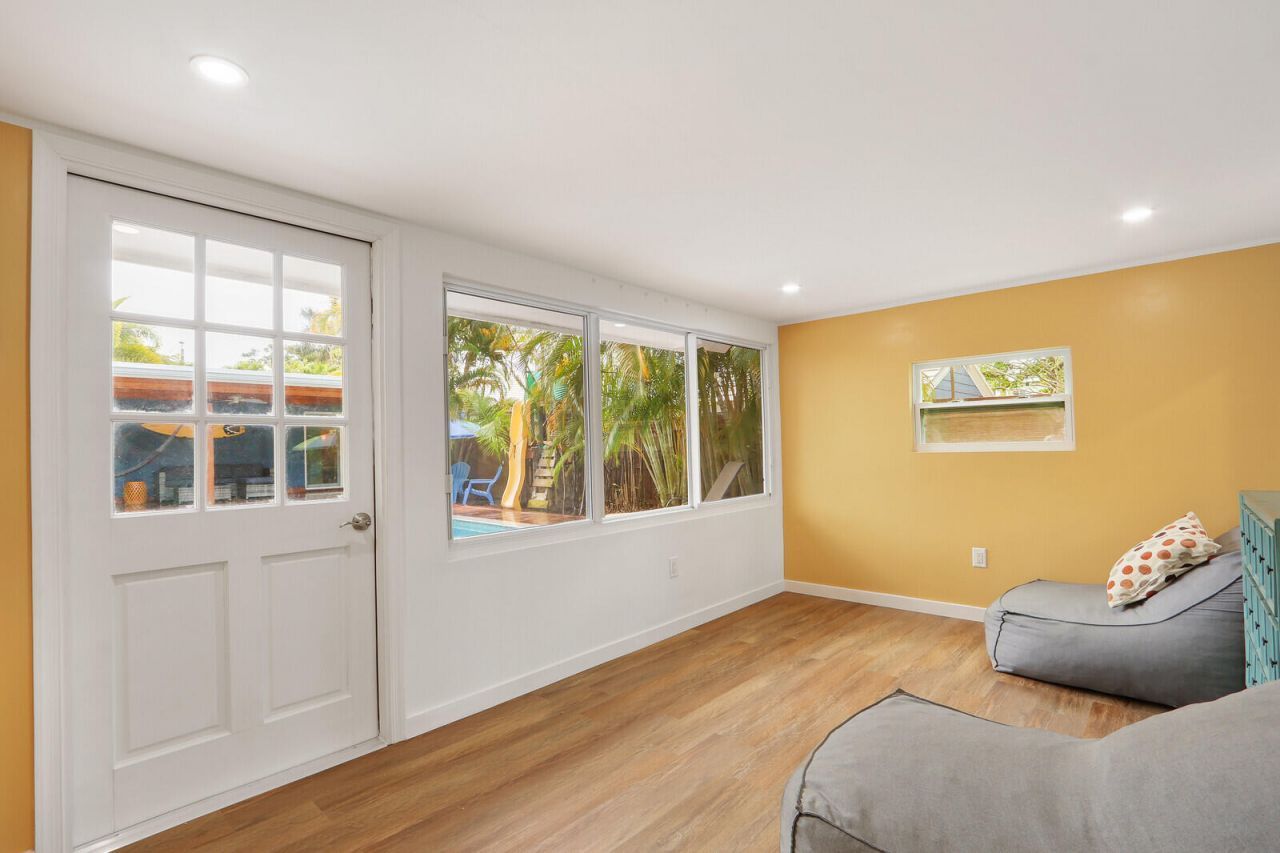 721 N Lakeside Drive, Lake Worth Beach, FL 33460 Photo