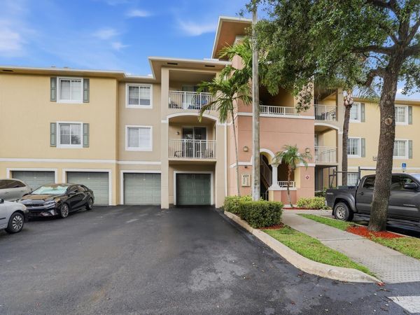 6559 Emerald Dunes Drive, Unit 308, West Palm Beach, FL 33411