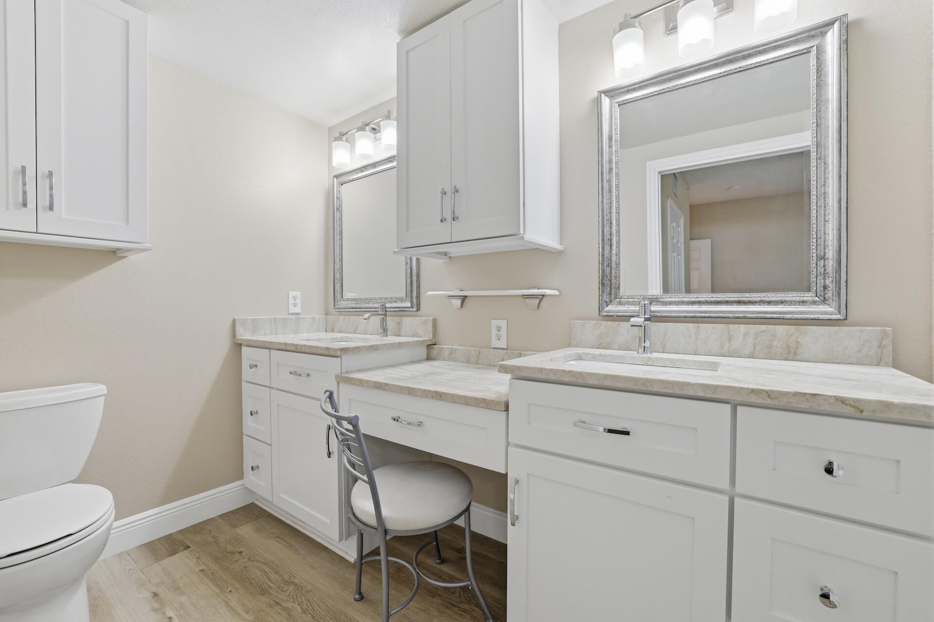 6559 Emerald Dunes Drive, Unit 308, West Palm Beach, FL 33411 Photo