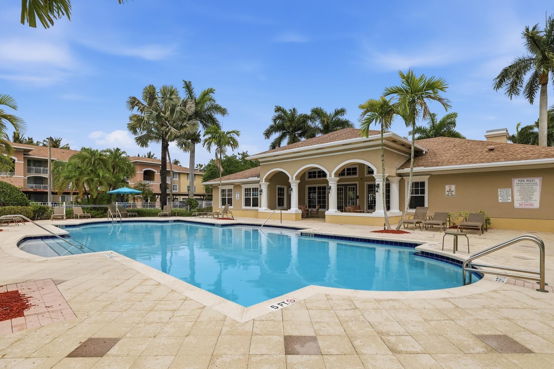 6559 Emerald Dunes Drive, Unit 308, West Palm Beach, FL 33411 Photo