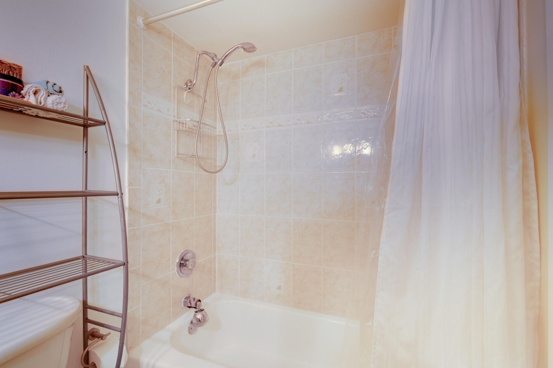 430 Golden Isles Drive, Unit 301, Hallandale Beach, FL 33009 Photo