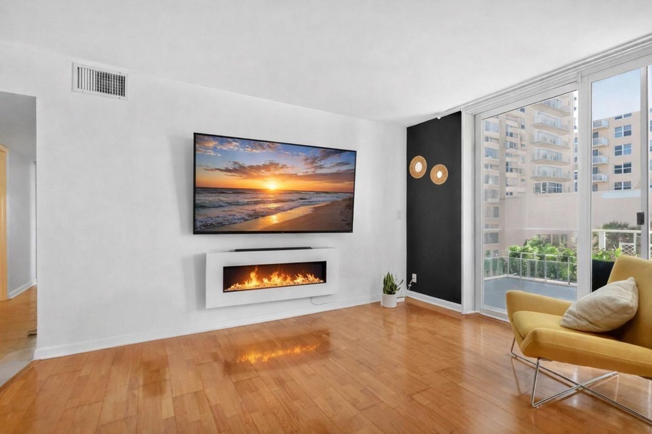 430 Golden Isles Drive, Unit 301, Hallandale Beach, FL 33009 Photo