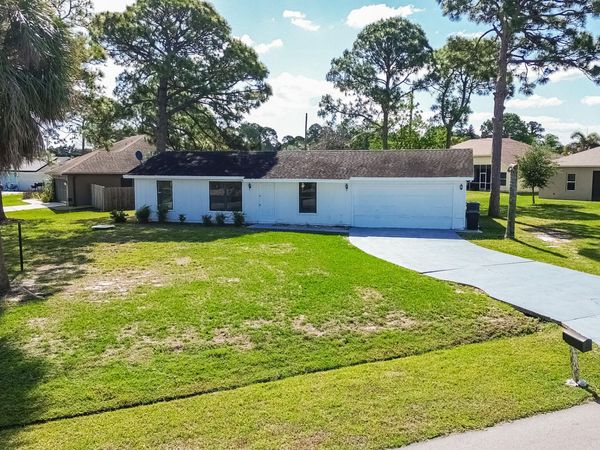 993 SW Cecil Lane, Port St. Lucie, FL 34953