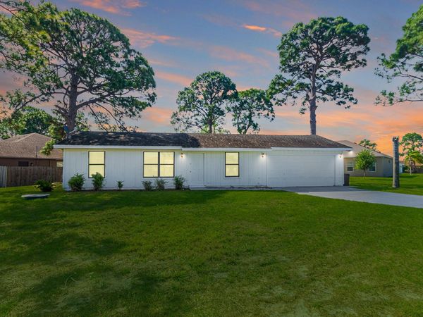 993 SW Cecil Lane, Port St. Lucie, FL 34953