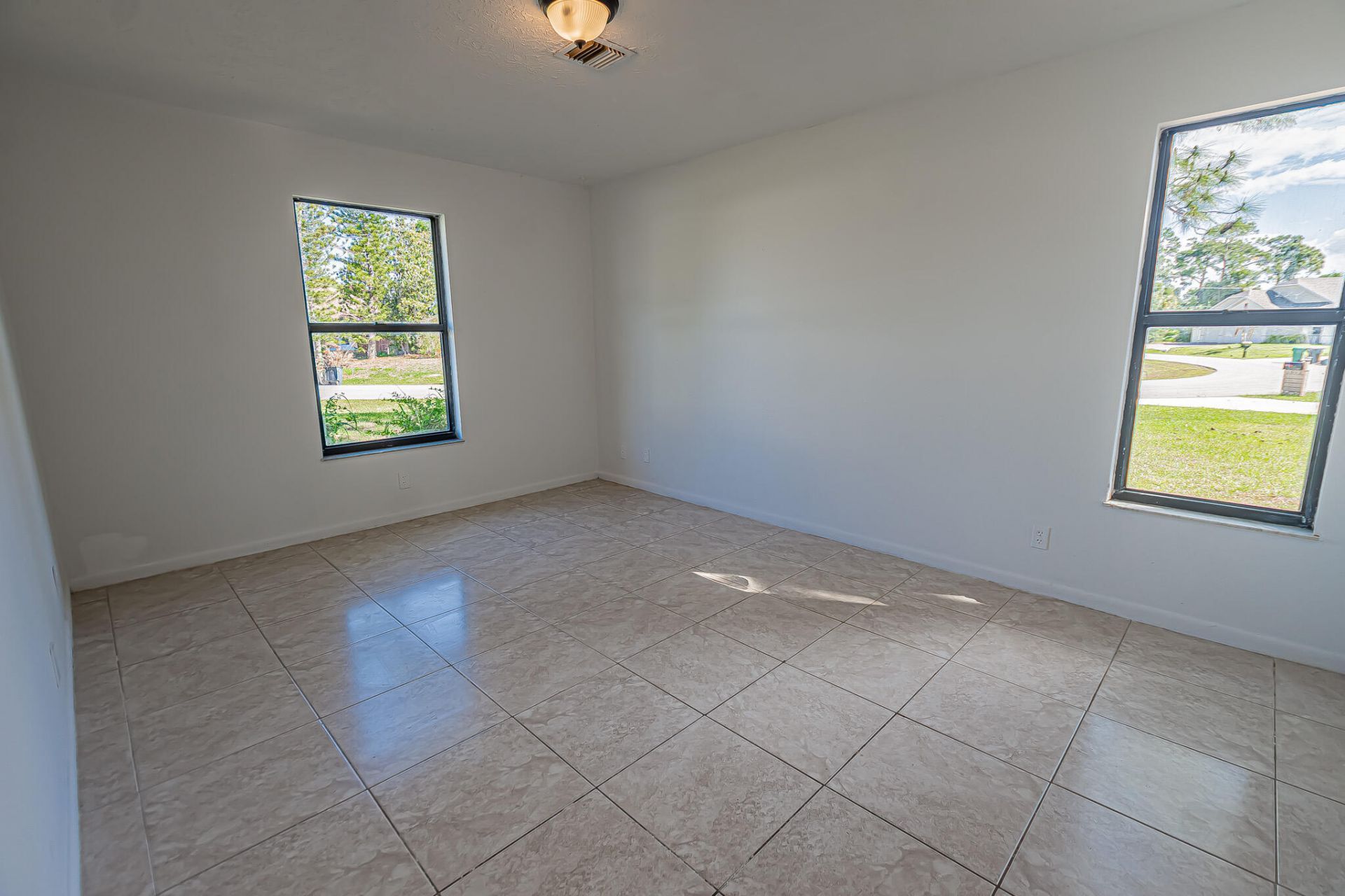 993 SW Cecil Lane, Port Saint Lucie, FL 34953 Photo