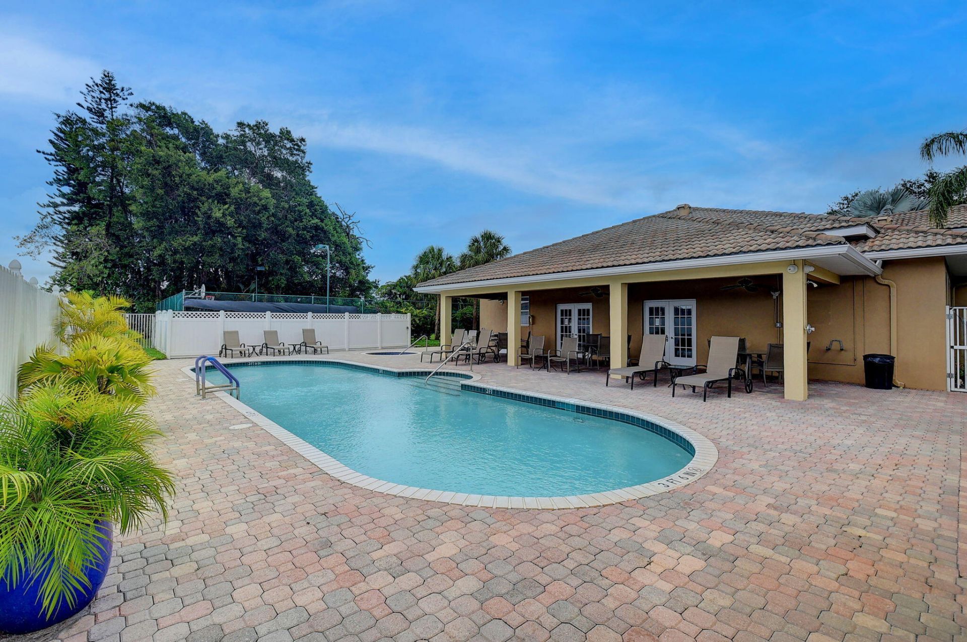 5501 Grande Palm Circle, Delray Beach, FL 33484 Photo