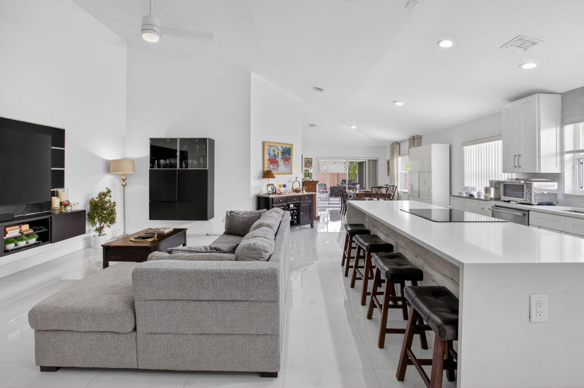 5501 Grande Palm Circle, Delray Beach, FL 33484 Photo