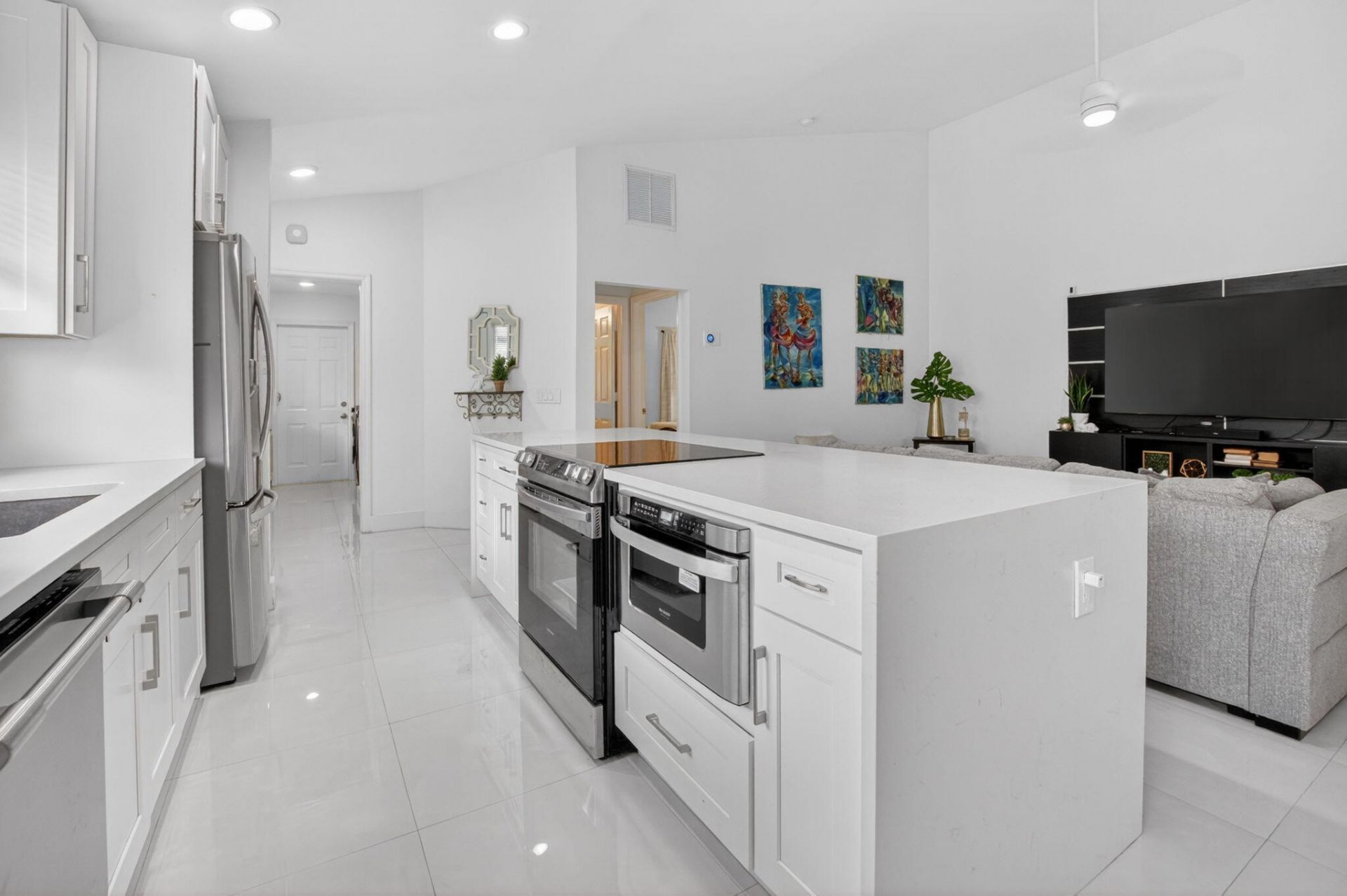 5501 Grande Palm Circle, Delray Beach, FL 33484 Photo