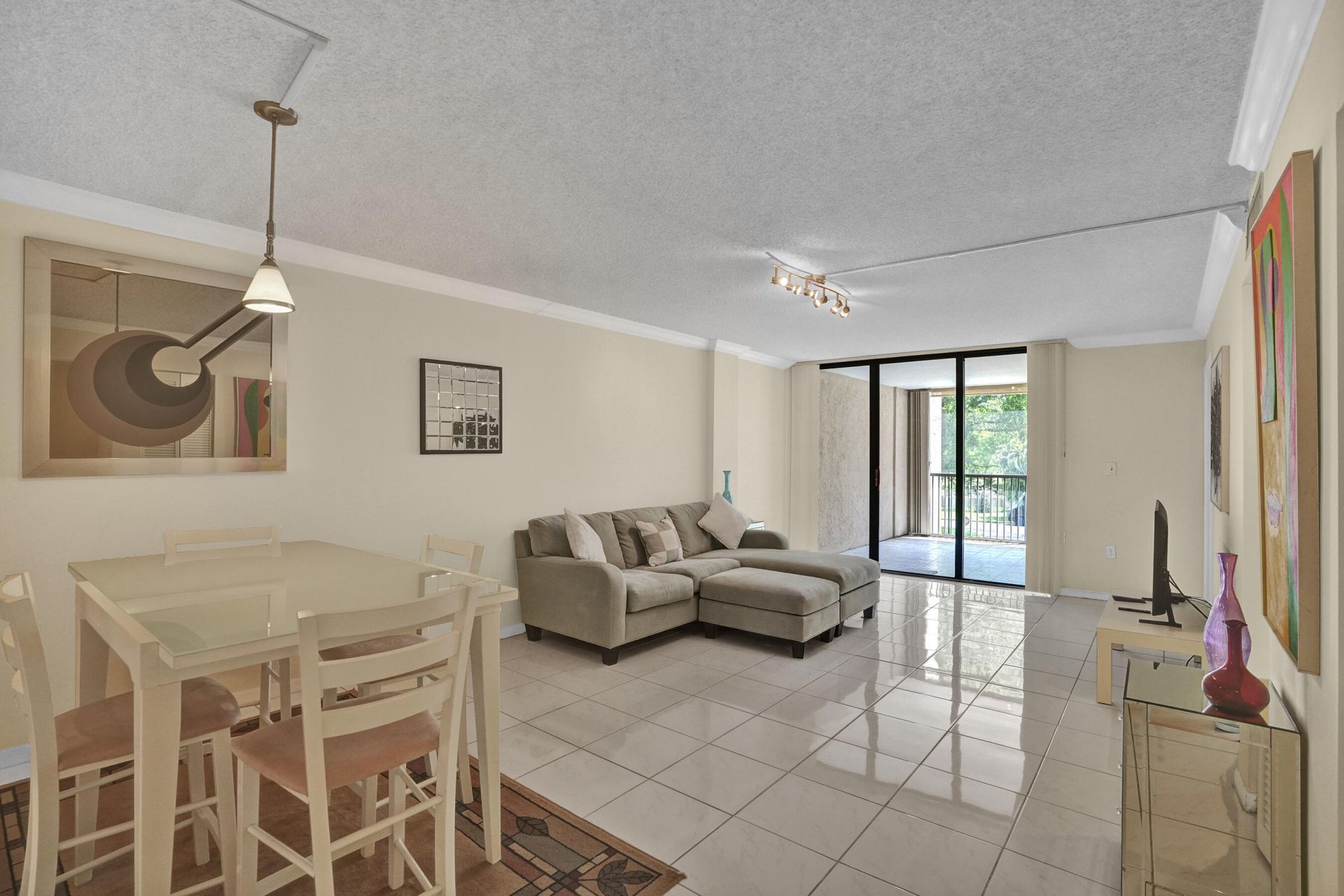2800 N 46th Avenue, Unit A302, Hollywood, FL 33021 Photo
