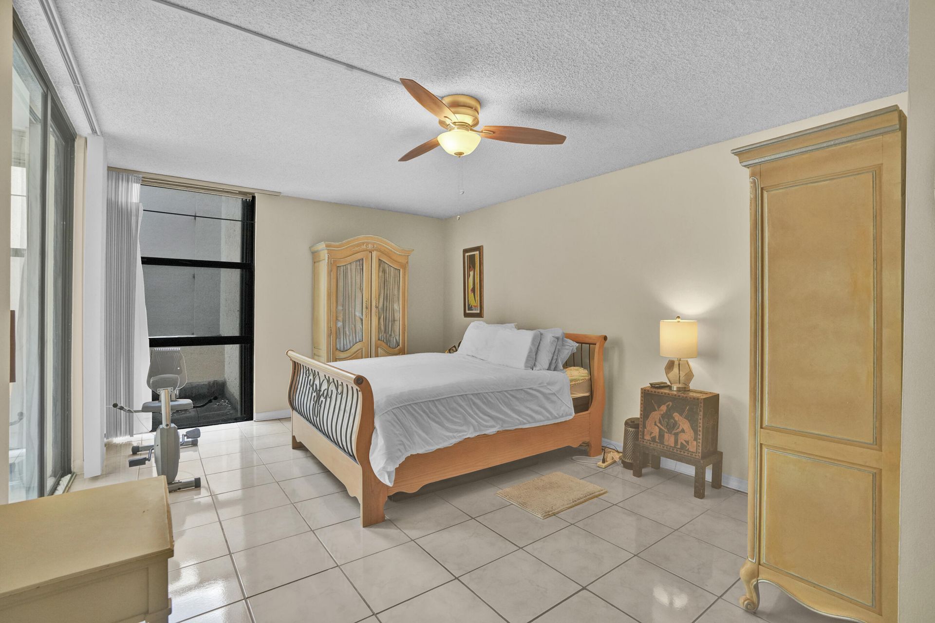 2800 N 46th Avenue, Unit A302, Hollywood, FL 33021 Photo