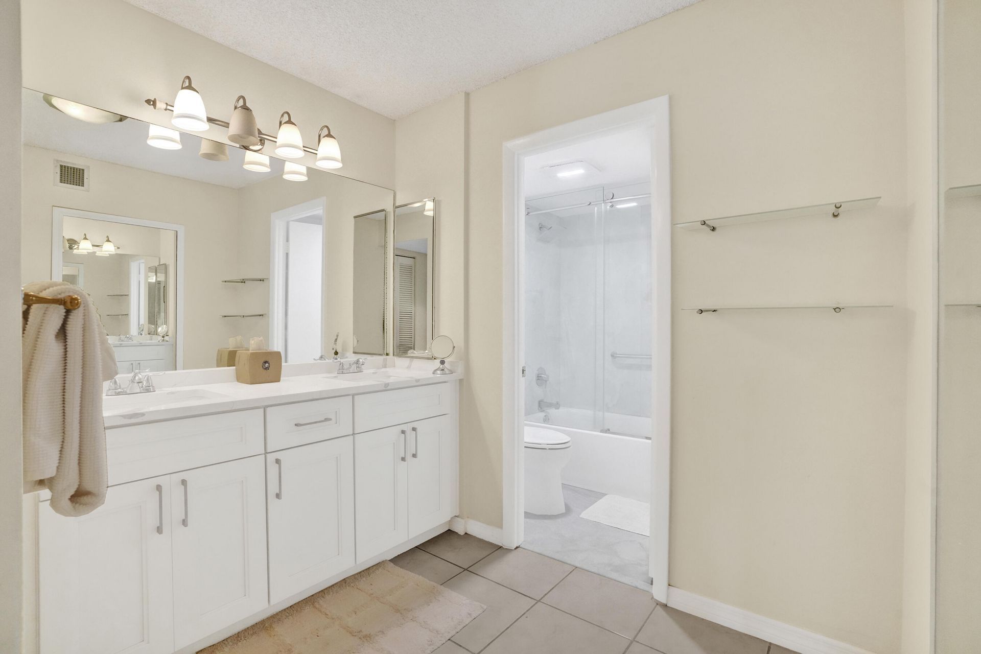 2800 N 46th Avenue, Unit A302, Hollywood, FL 33021 Photo
