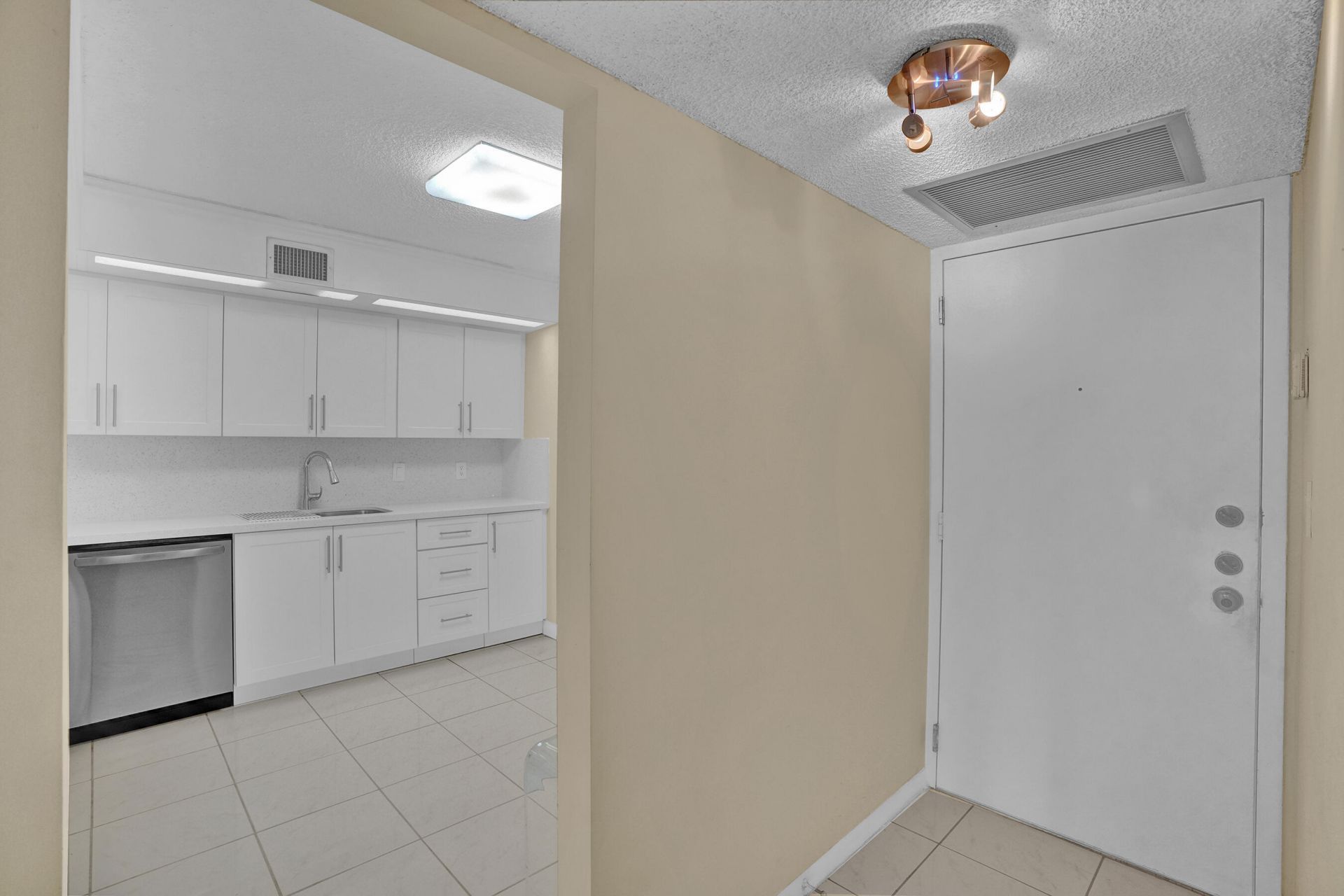 2800 N 46th Avenue, Unit A302, Hollywood, FL 33021 Photo