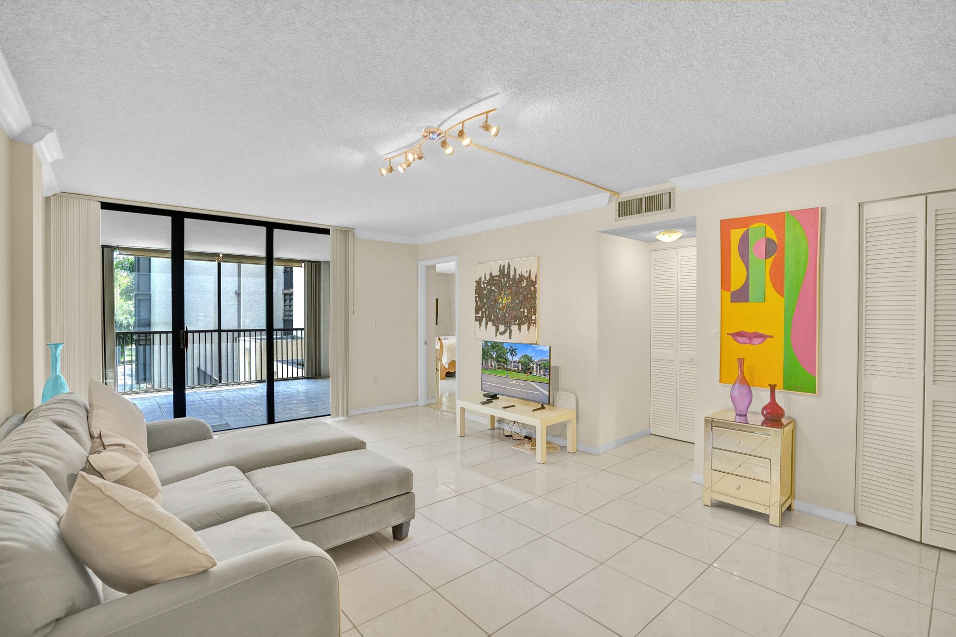 2800 N 46th Avenue, Unit A302, Hollywood, FL 33021 Photo