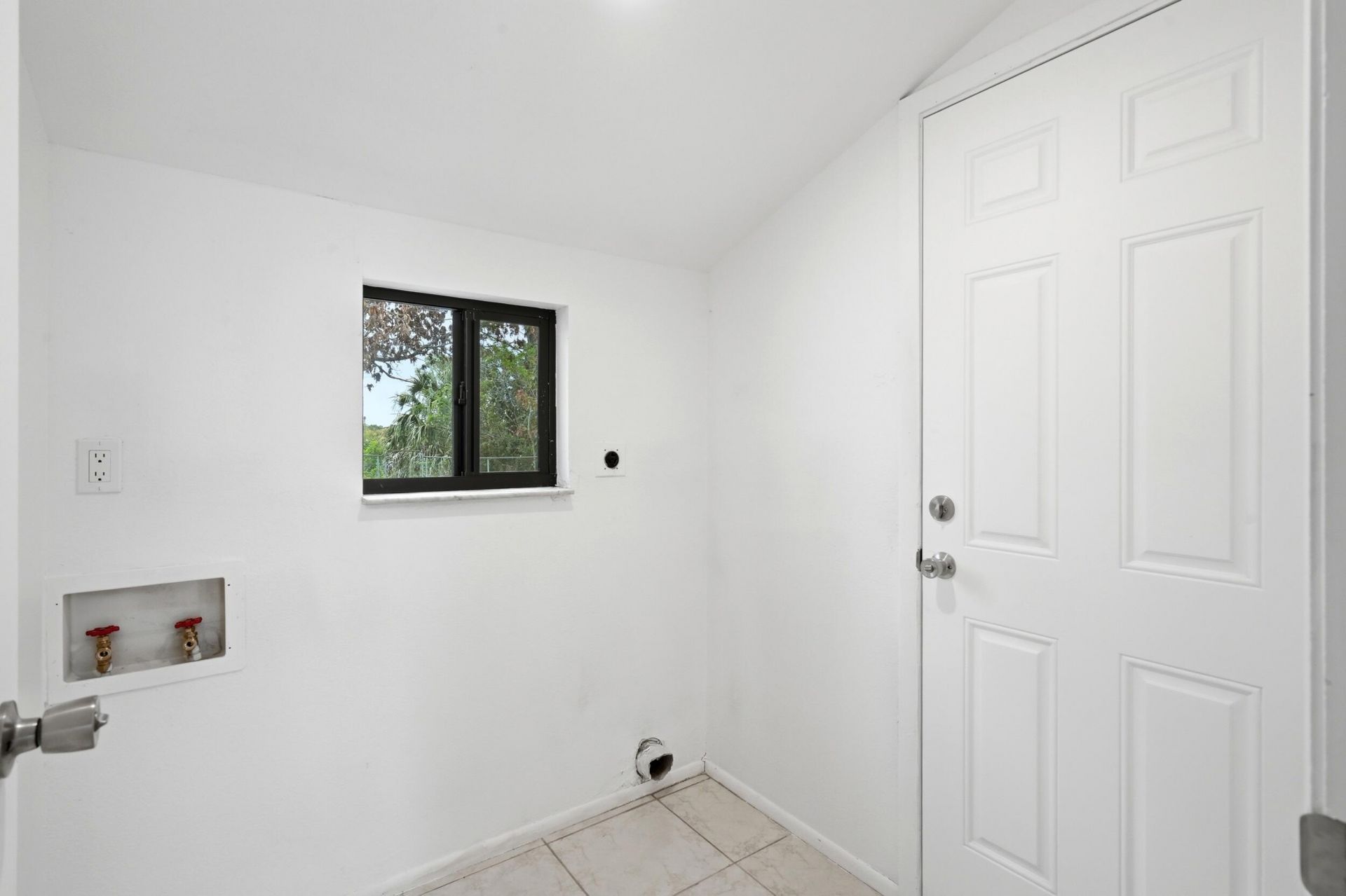295 NW Archer Avenue, Port Saint Lucie, FL 34983 Photo