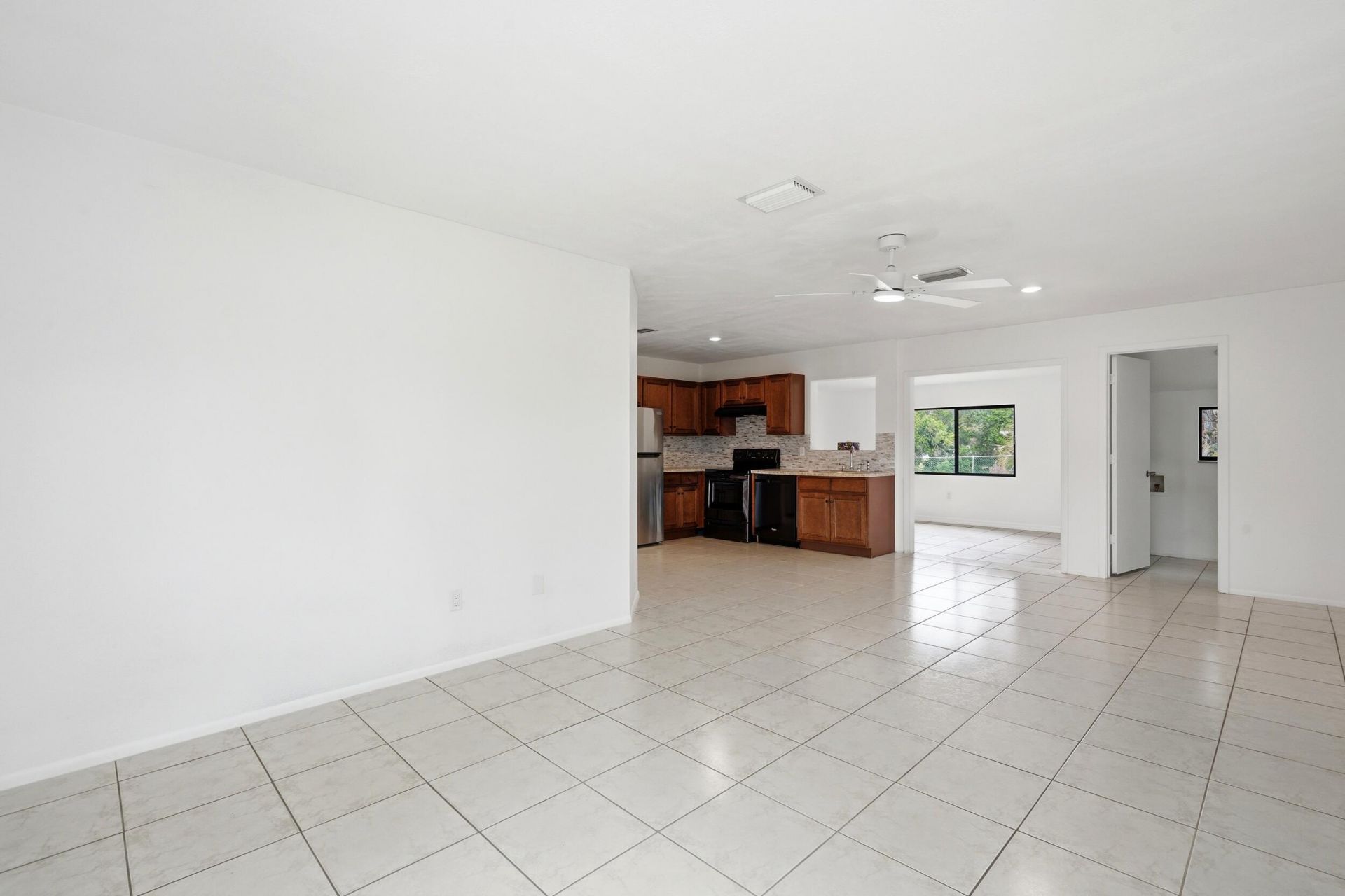 295 NW Archer Avenue, Port Saint Lucie, FL 34983 Photo