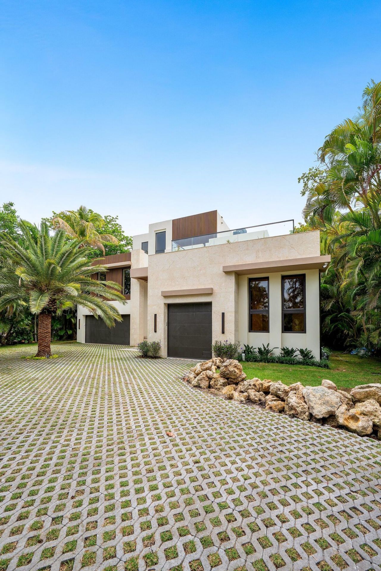 5 Barefoot Lane, Lantana, FL 33462 Photo