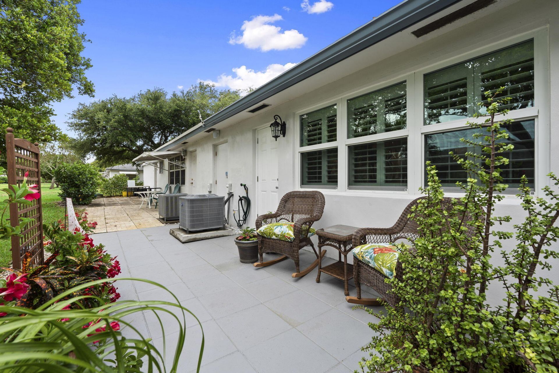 1177 S Drive Circle, Unit B, Delray Beach, FL 33445 Photo