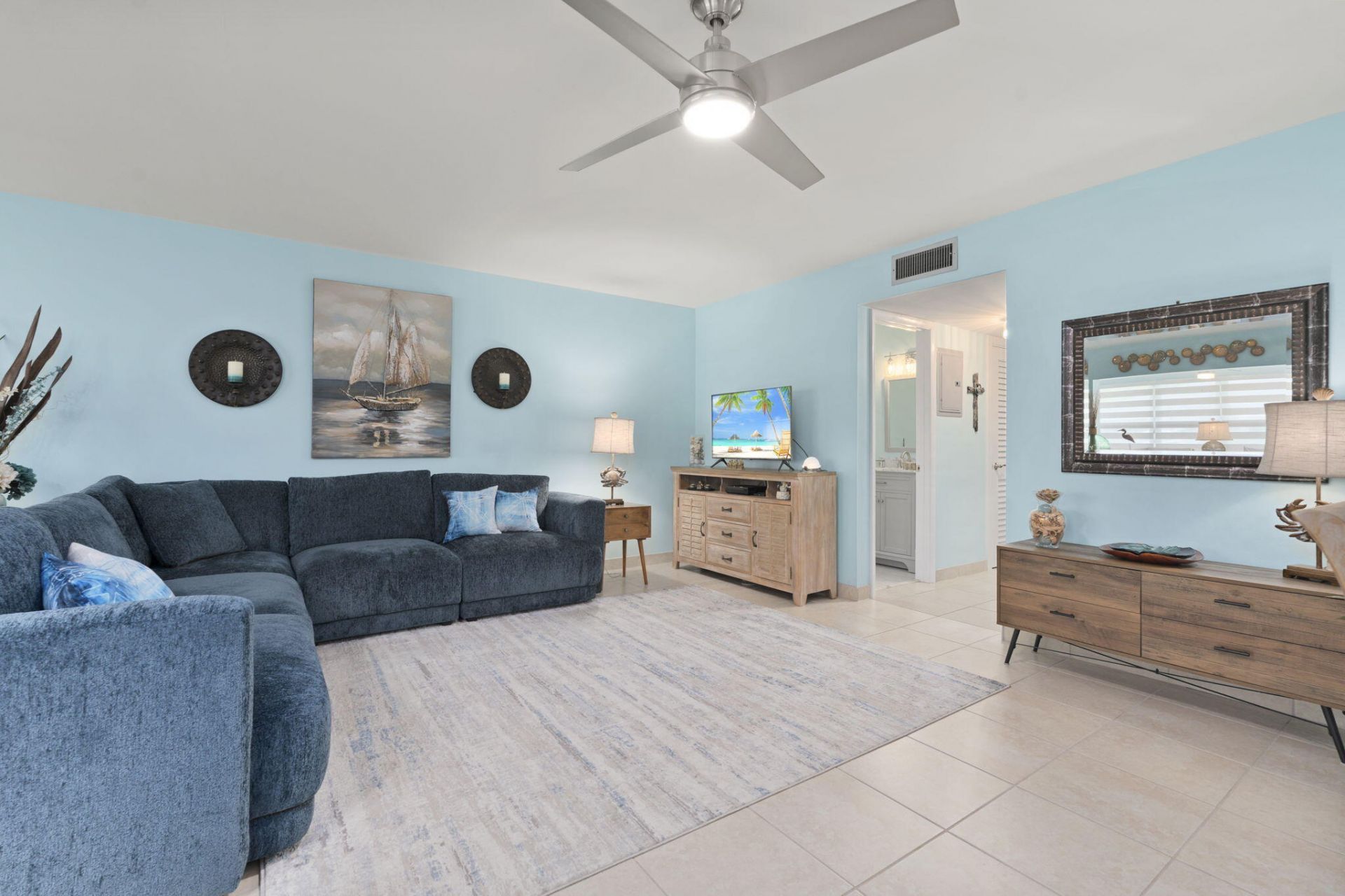 1177 S Drive Circle, Unit B, Delray Beach, FL 33445 Photo