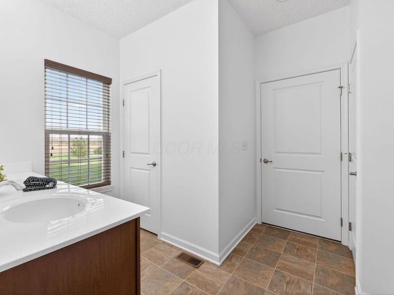 100 York Gate Drive , Pataskala, OH 43062 Photo 19