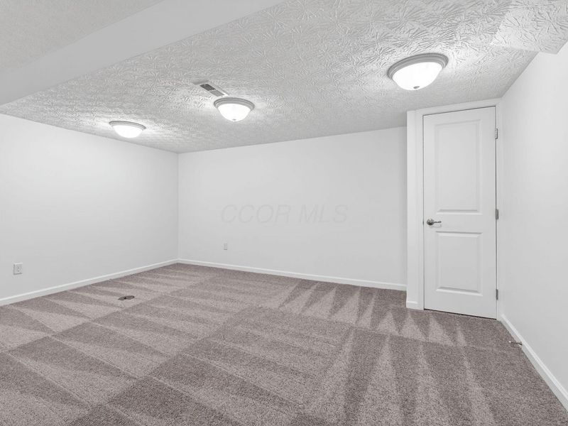 100 York Gate Drive , Pataskala, OH 43062 Photo 35