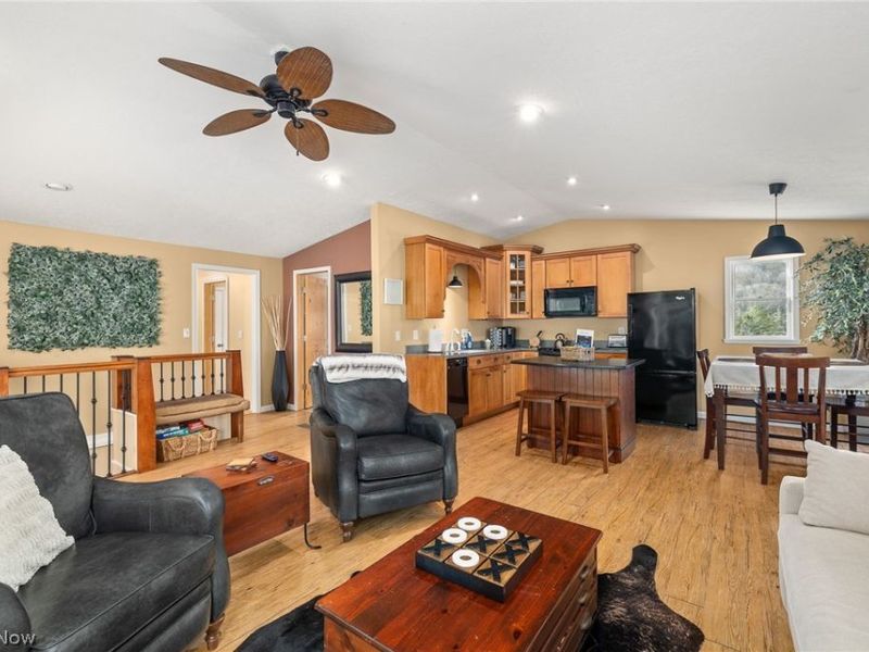 979 County Road 3006, Perrysville, OH 44864 Photo 5