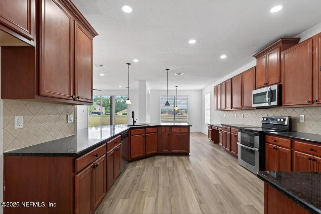 10917 Dancing Rabbit Lane, Jacksonville, FL 32210 Photo