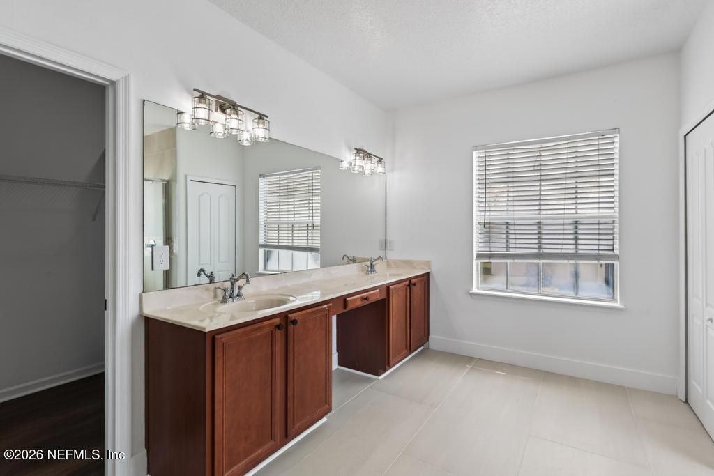 10917 Dancing Rabbit Lane, Jacksonville, FL 32210 Photo