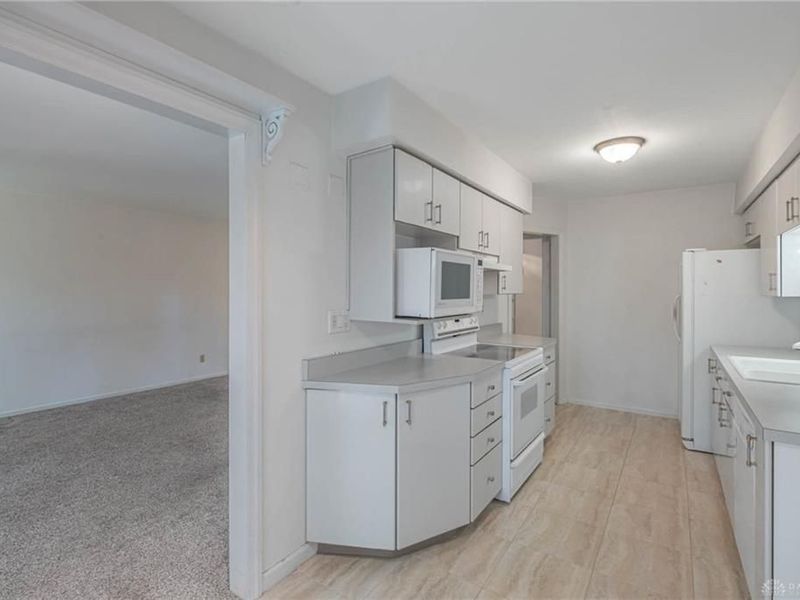 11 Nicholson Court, Dayton, OH 45459 Photo 8