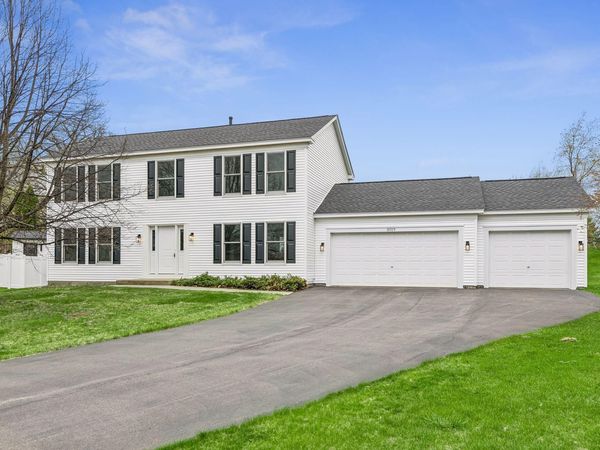 3019 Copper Oaks Alcove, Woodbury, MN 55125