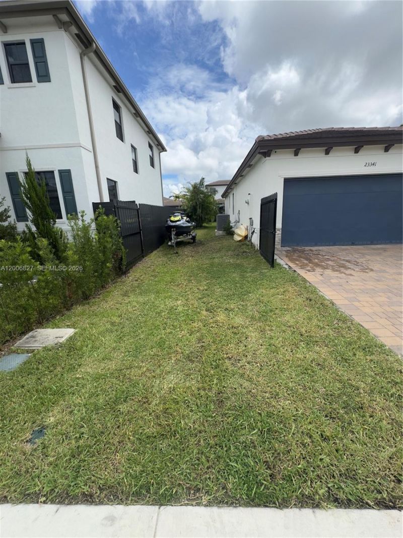 23341 SW 132nd Pl, Homestead, FL 33032 Photo