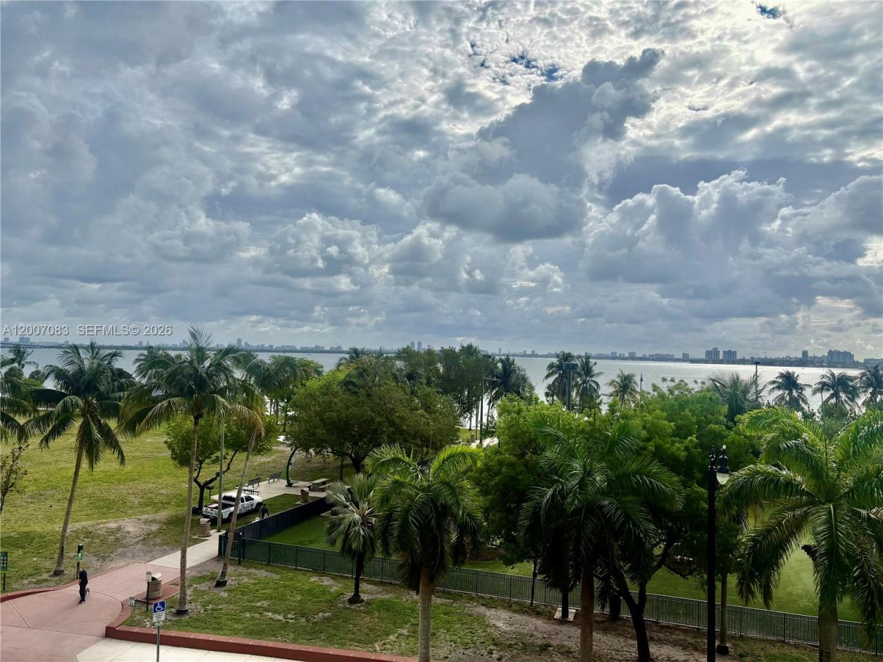 1800 N Bayshore Dr , Unit 303, Miami, FL 33132 Photo