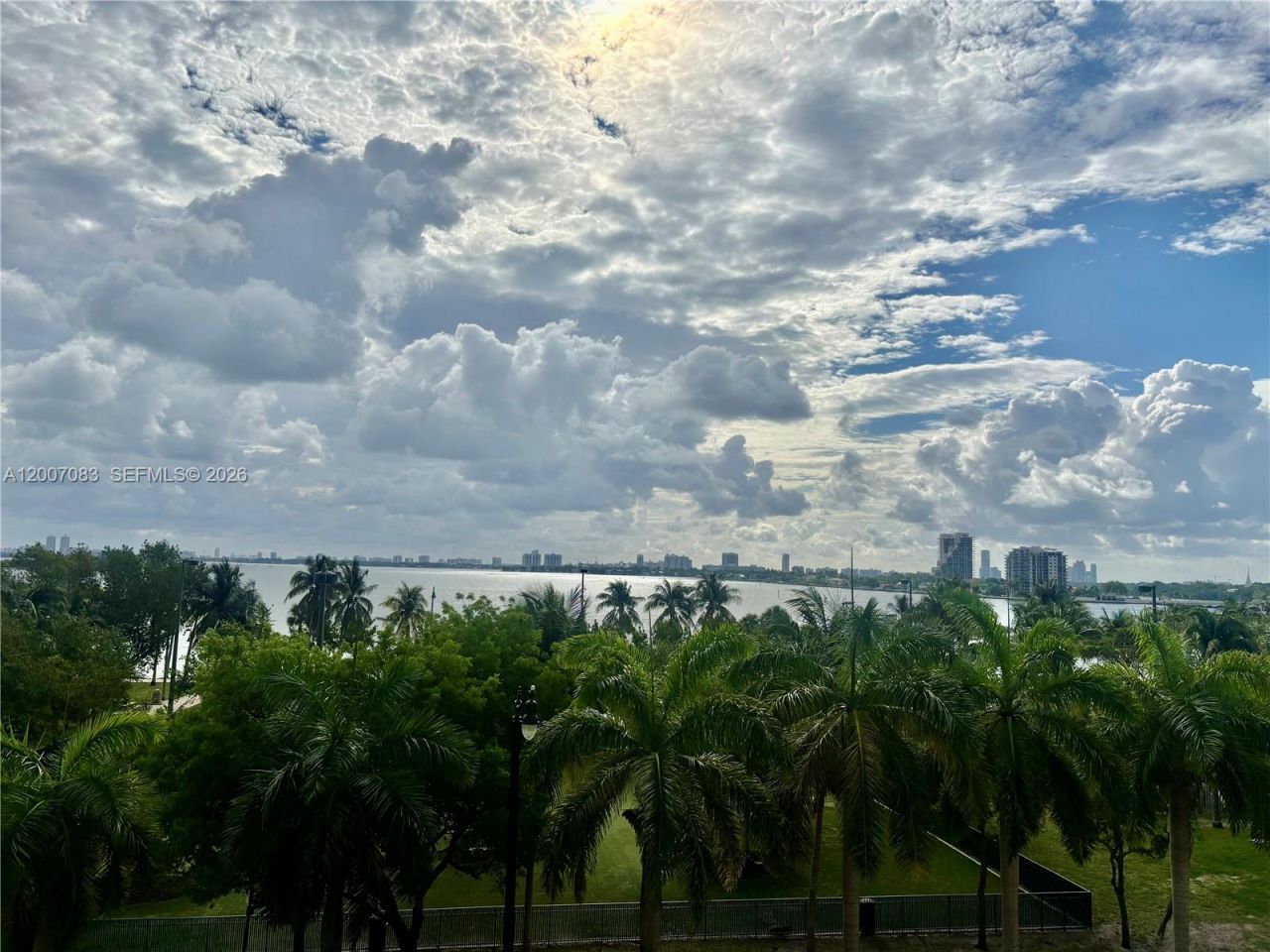1800 N Bayshore Dr , Unit 303, Miami, FL 33132 Photo