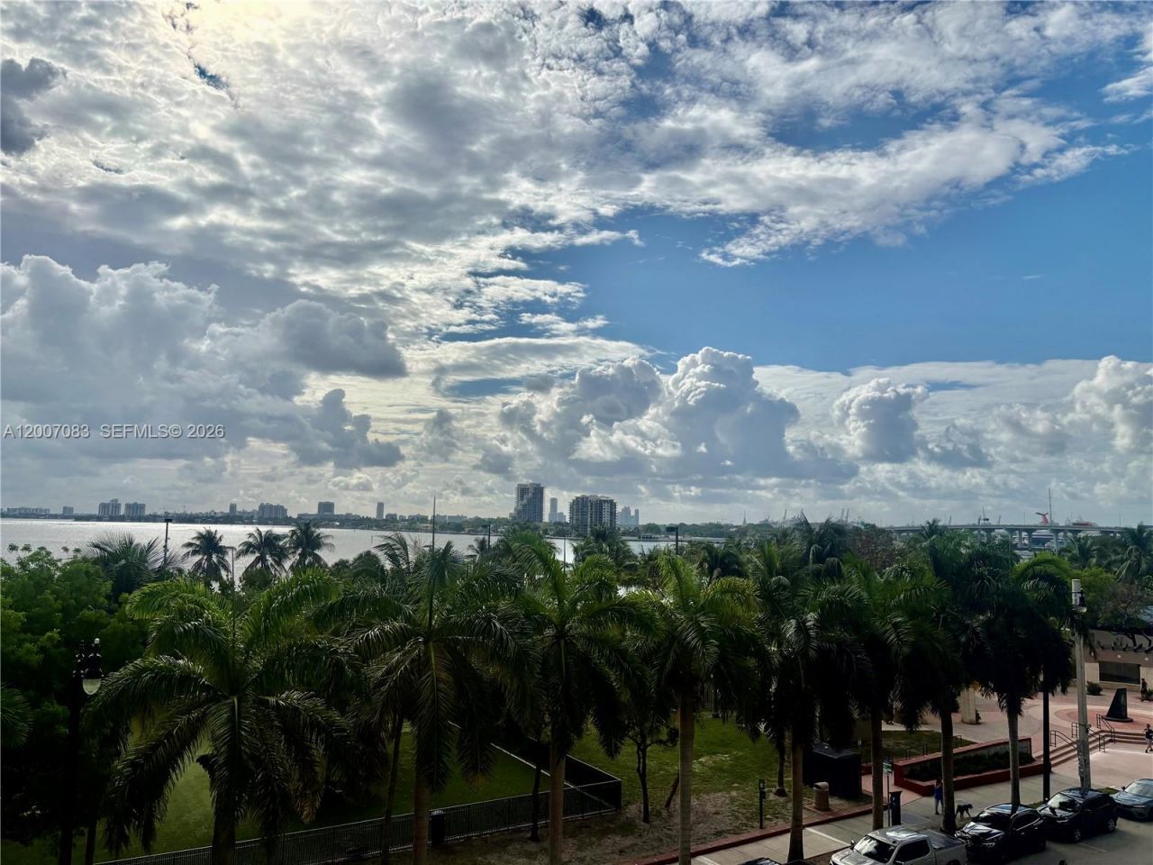 1800 N Bayshore Dr , Unit 303, Miami, FL 33132 Photo