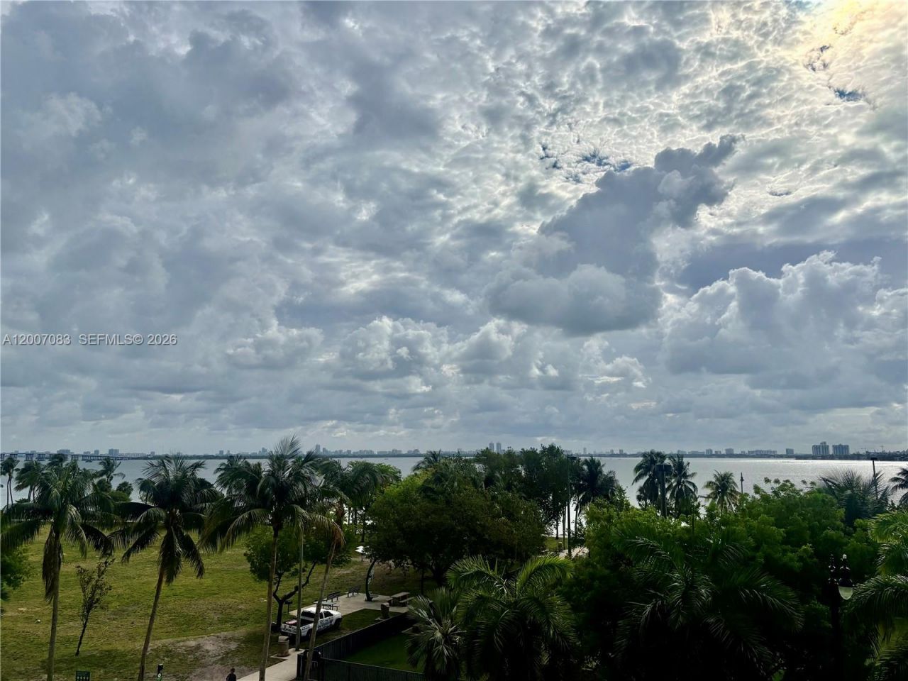 1800 N Bayshore Dr , Unit 303, Miami, FL 33132 Photo