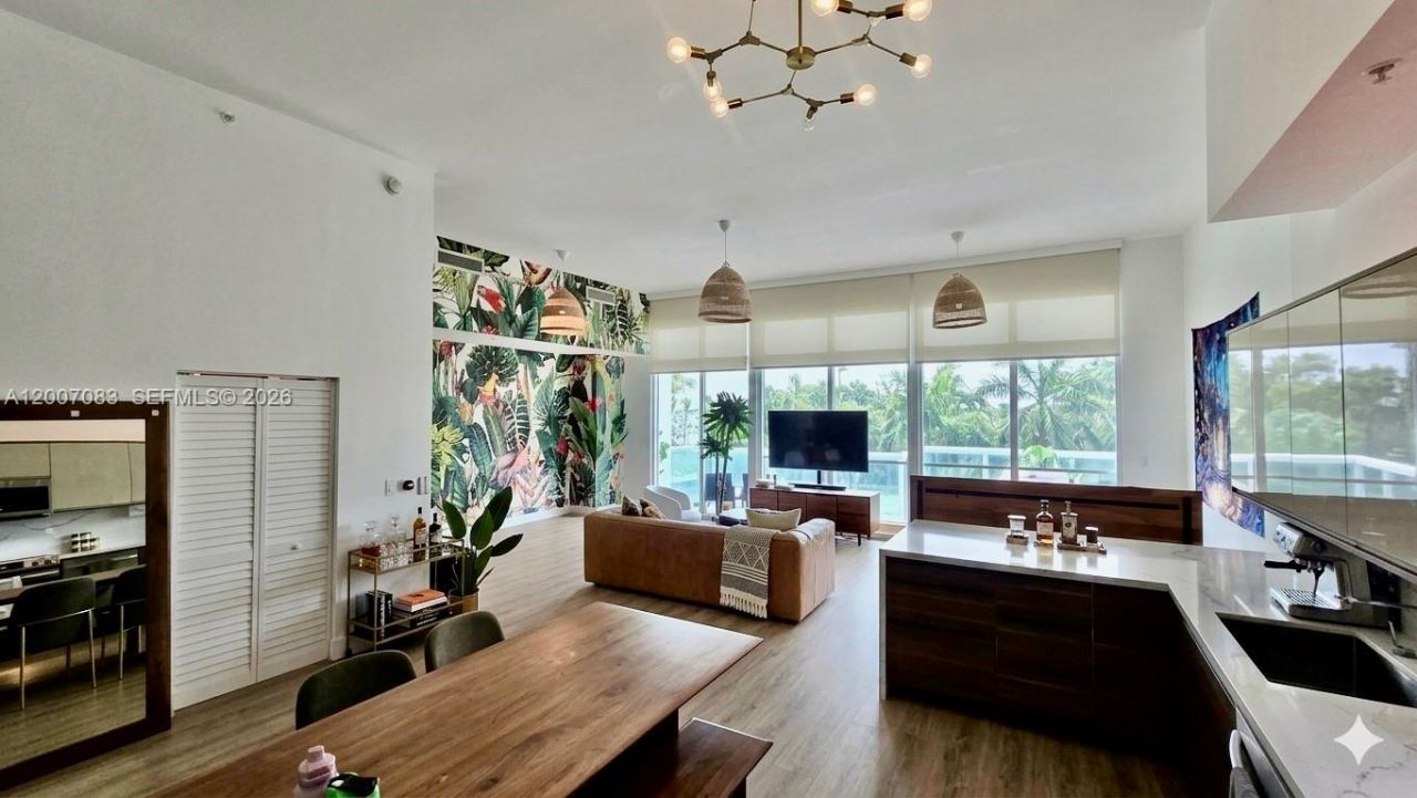 1800 N Bayshore Dr , Unit 303, Miami, FL 33132 Photo