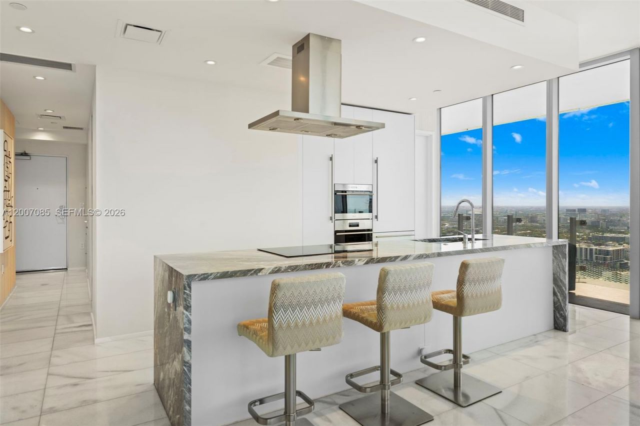 700 NE 26th Ter, Unit 4206, Miami, FL 33137 Photo