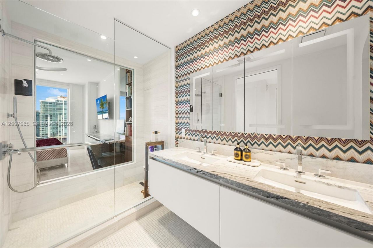 700 NE 26th Ter, Unit 4206, Miami, FL 33137 Photo