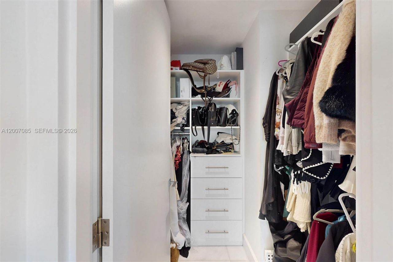 700 NE 26th Ter, Unit 4206, Miami, FL 33137 Photo