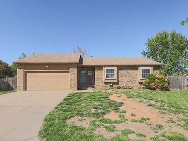 11614 W Delano Ct, Wichita, KS 67212