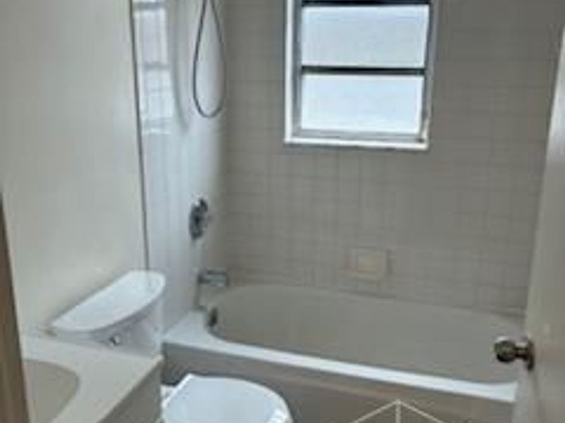 7240 Longwood Court, Colerain Township, OH 45239 Photo 4