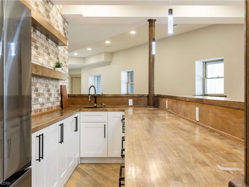 6100 Loch Lomond Court, Solon, OH 44139 Photo 47