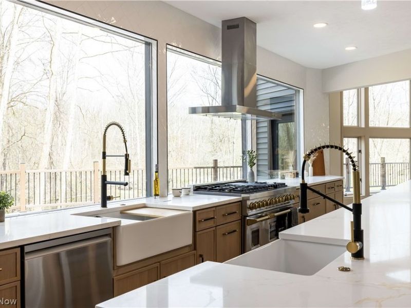 6100 Loch Lomond Court, Solon, OH 44139 Photo 7