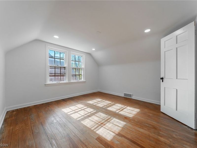 16717 Lomond Boulevard, Shaker Heights, OH 44120 Photo 23