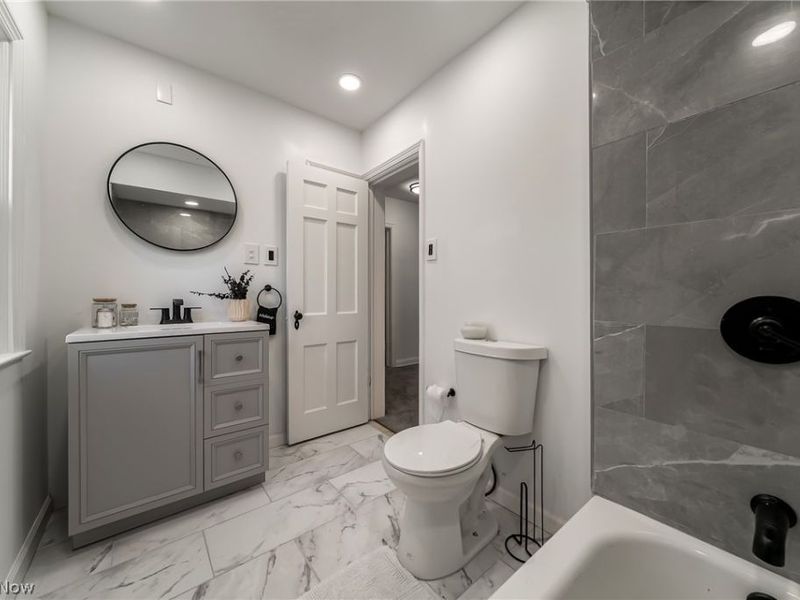 16717 Lomond Boulevard, Shaker Heights, OH 44120 Photo 28