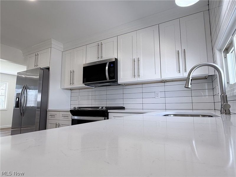 14306 Parkman Boulevard, Brook Park, OH 44142 Photo 16