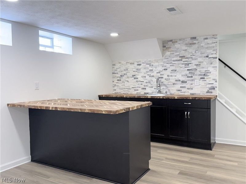 14306 Parkman Boulevard, Brook Park, OH 44142 Photo 27