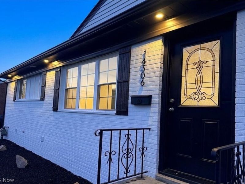 14306 Parkman Boulevard, Brook Park, OH 44142 Photo 5